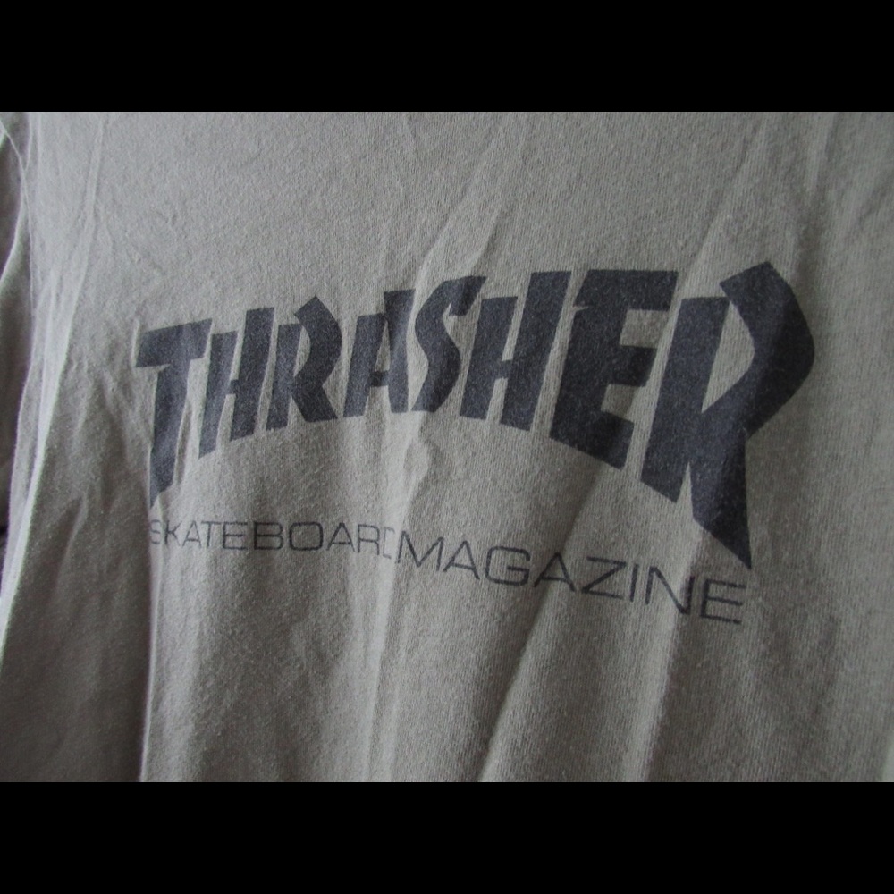 thrasher tee - Picture 3 of 3